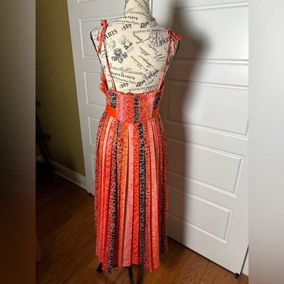 Little Mistress Printed Midaxi Lisa Red Elephant Dress - Picture 6 of 9